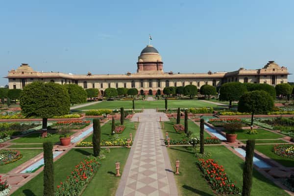 Mughal Garden, Rashtrapati Bhavan: Location, Connectivity, Nearby Places, How To Reach
