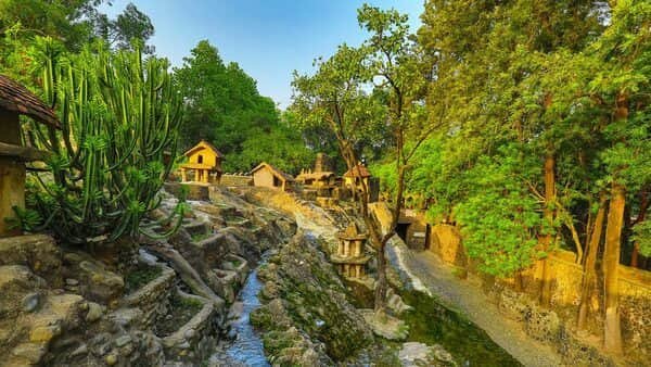 Rock Garden, Chandigarh: Location, Connectivity, Nearby Places, How To Reach